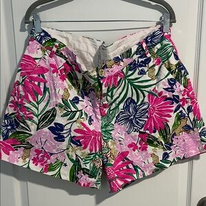 Lilly Pulitzer Callahan Shorts 16